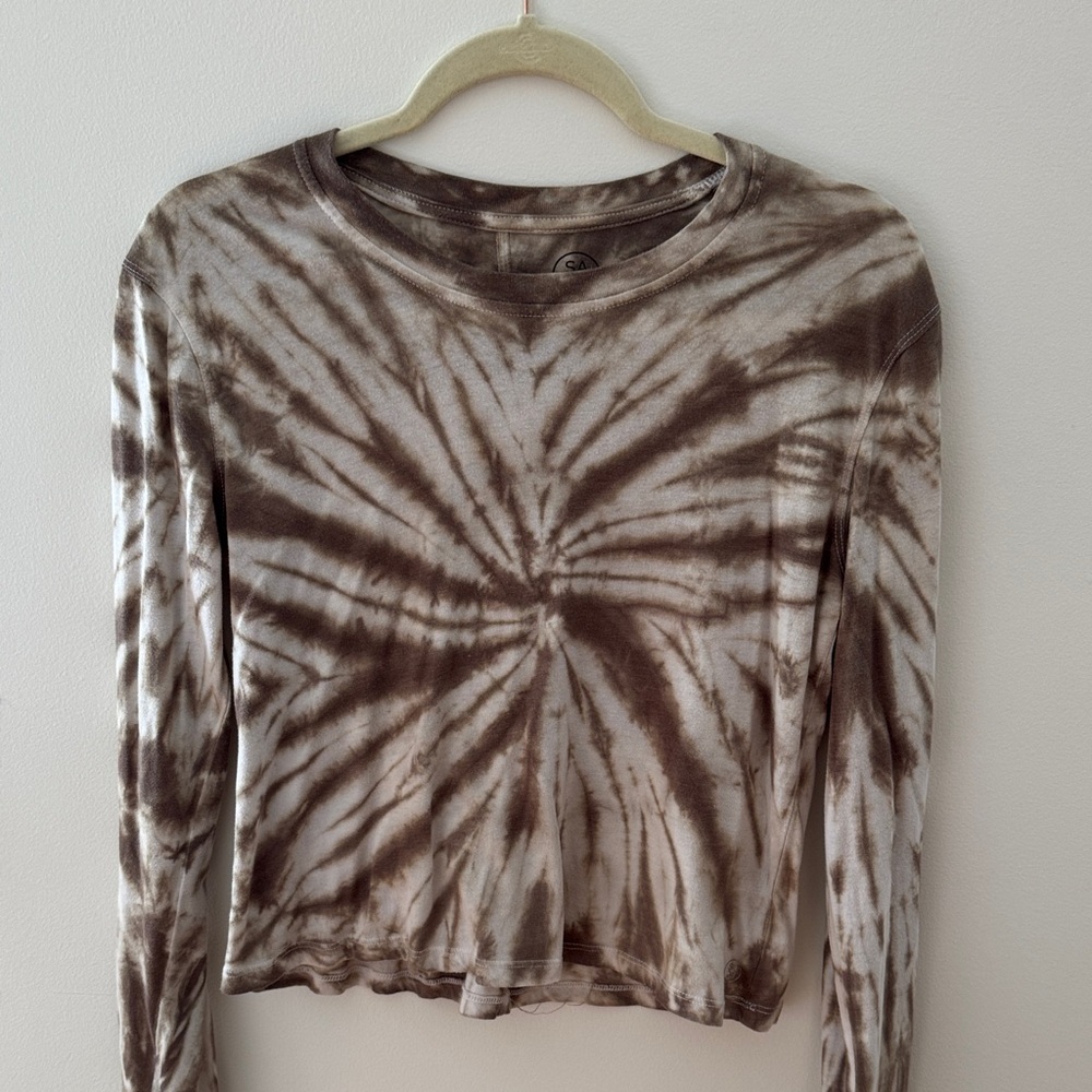 Elegant Brown Tie-Dye Long Sleeve Top